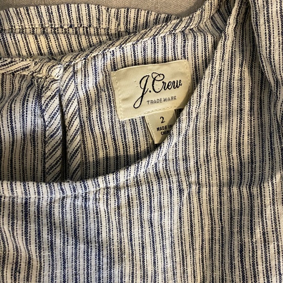 Bundle of 4 flutter/ ruffle sleeve tee shirts ! - Picture 3 of 8